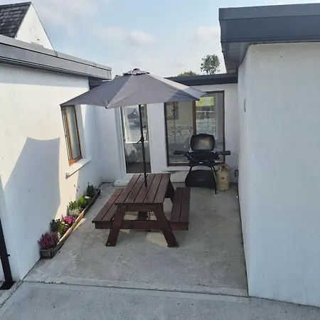 Tranquil Retreat At Carney Commons *