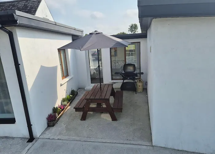 Tranquil Retreat At Carney Commons *