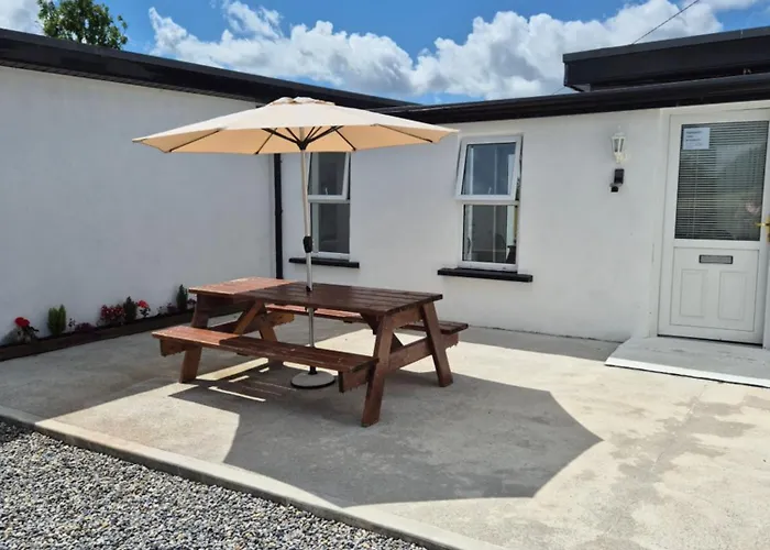 Tranquil Retreat At Carney Commons Dromineer